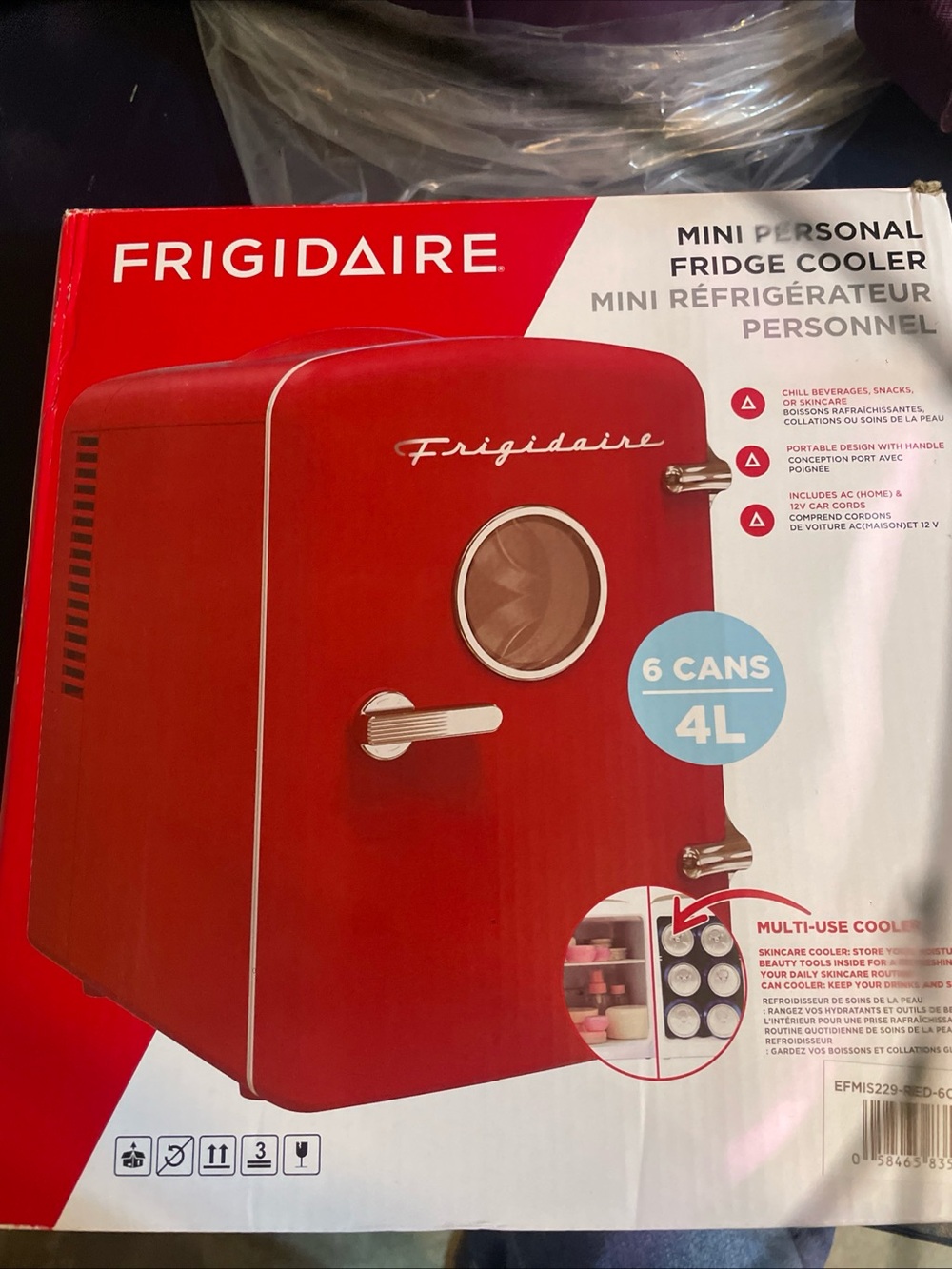 New Frigidaire Red Mini Personal Fridge Cooler – 4L (6 Can)